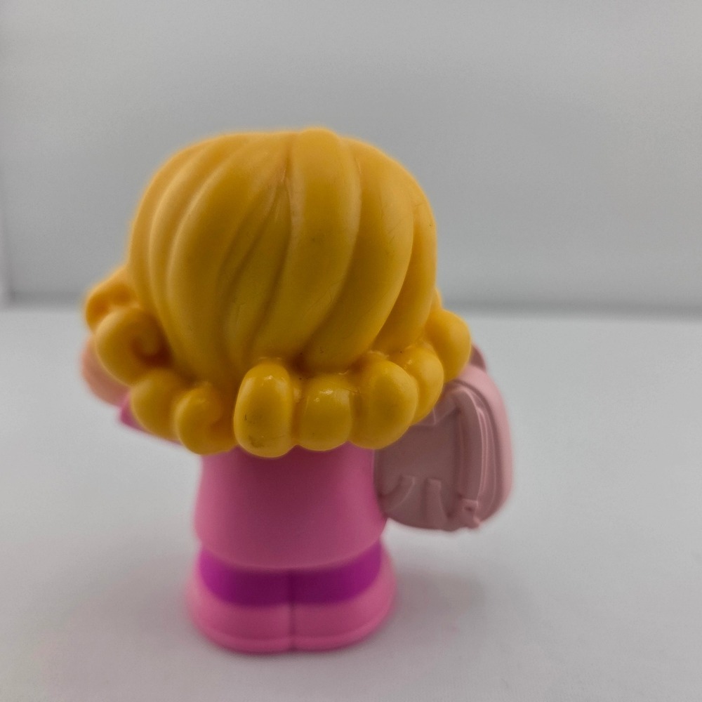 Fisher Price Little People Sofie Girl Figure Pink Outfit Backpack Blonde  2015 - Picture 3 of 5